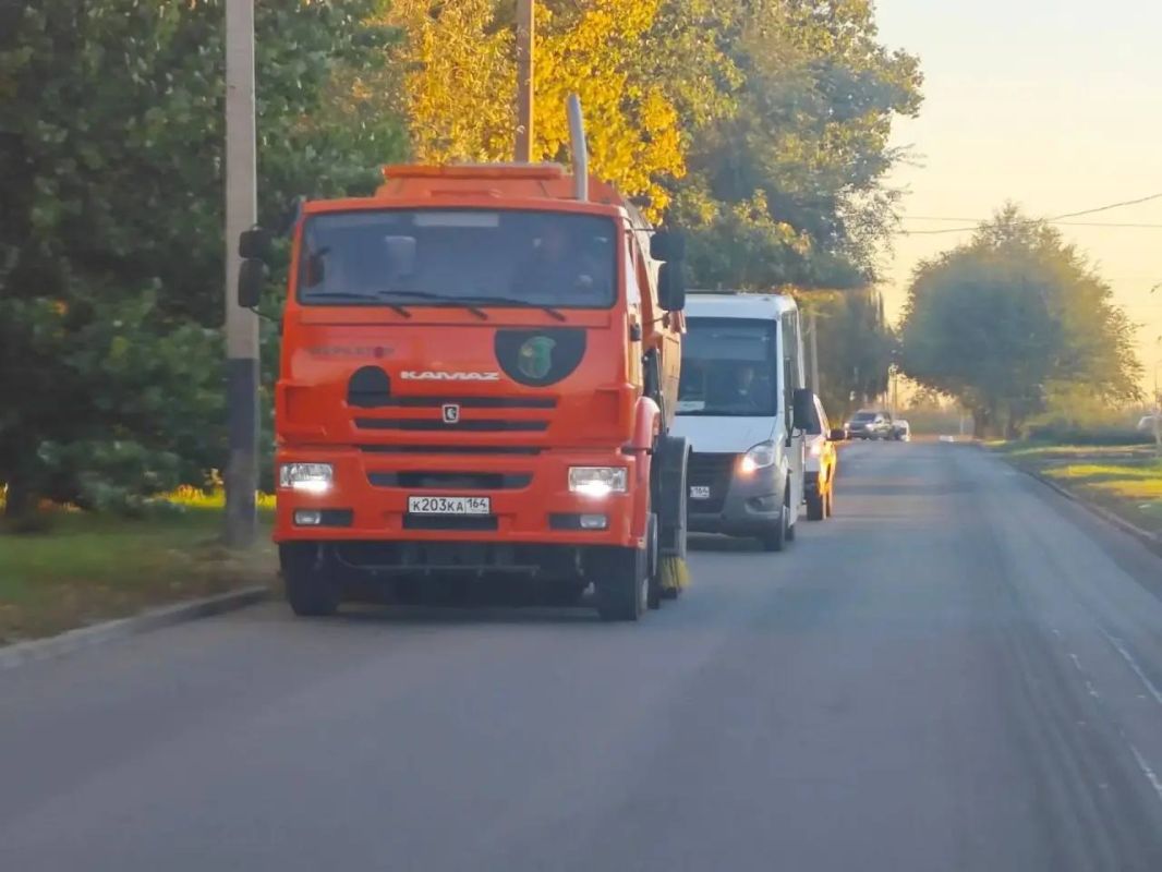 В Балаково продолжаются работы по благоустройству В Балаково продолжаются работы по благоустройству