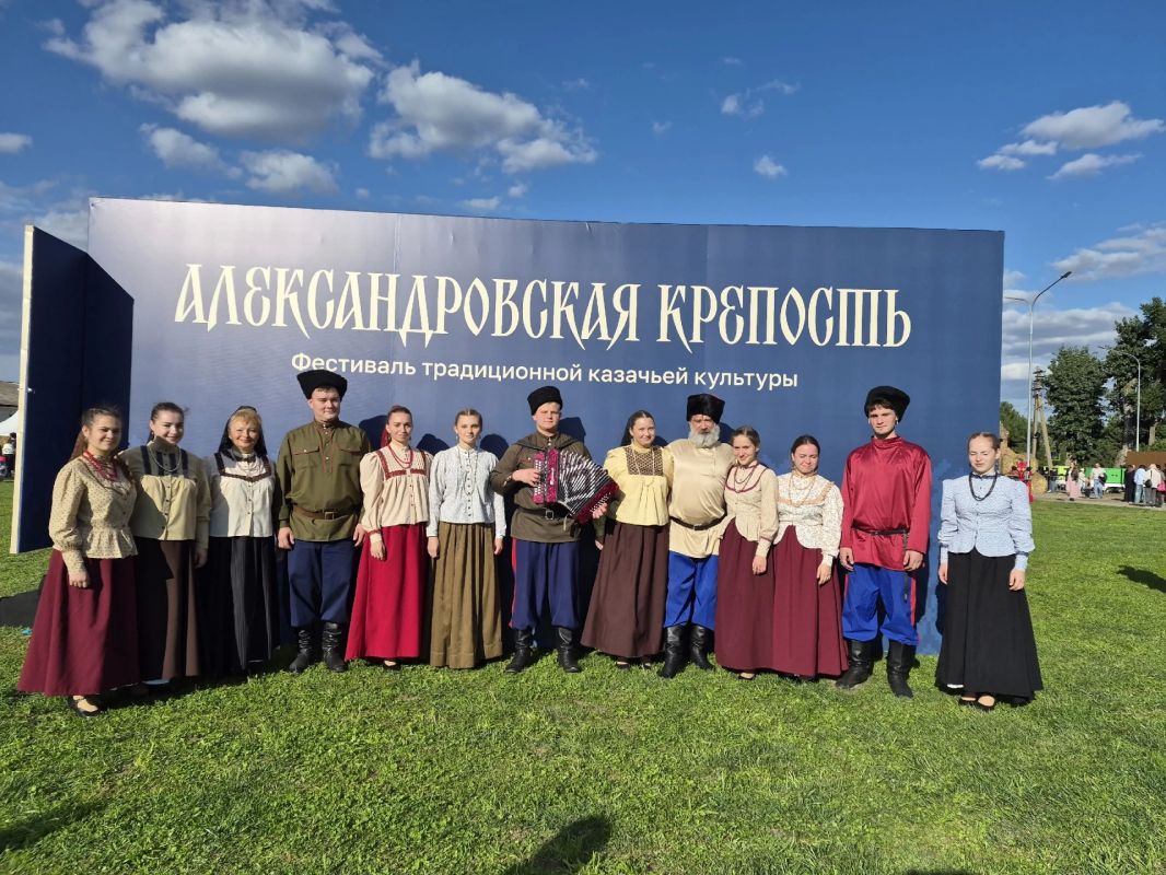 4 октября в г. Усть-Лабинск Краснодарского края завершился VII Всероссийский фестиваль традиционной казачьей культуры «Александровская крепость» 4 октября в г. Усть-Лабинск Краснодарского края завершился VII Всероссийский фестиваль традиционной казачьей культуры «Александровская крепость»