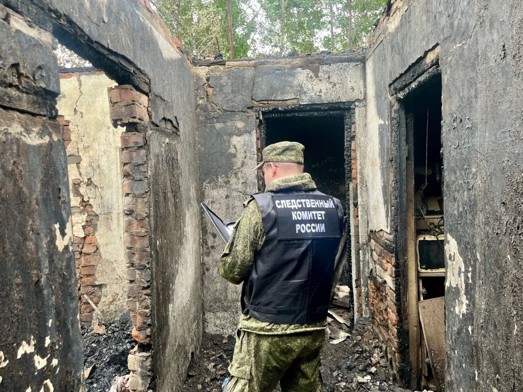 В Саратовской области устанавливаются обстоятельства пожара, в результате которого погибла женщина