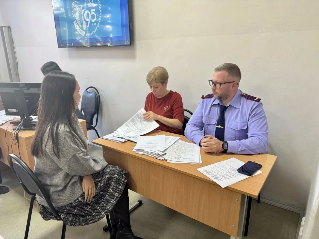 Сотрудники следственного управления СК России по Саратовской области приняли участие в аттестации студентов