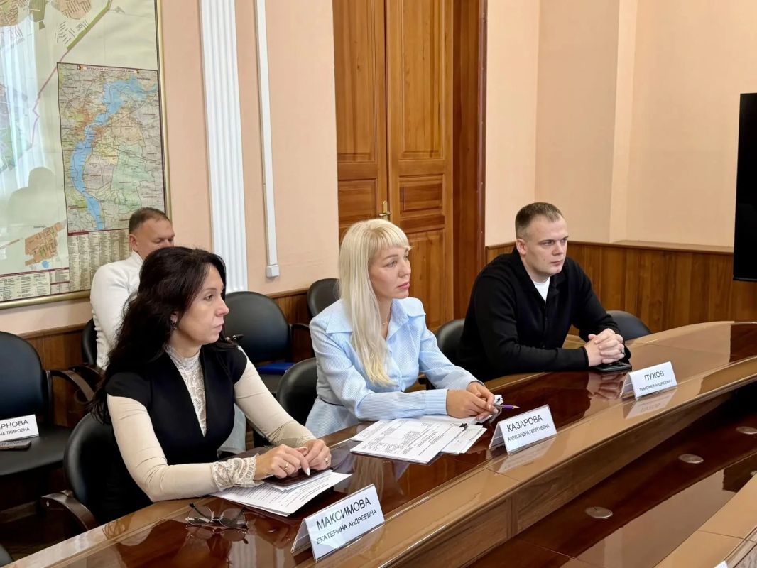Служба судебных приставов вручила представителю управляющей компании предупреждения об уголовной ответственности за неисполнение решений суда Служба судебных приставов вручила представителю управляющей компании предупреждения об уголовной ответственности за неисполнение решений суда