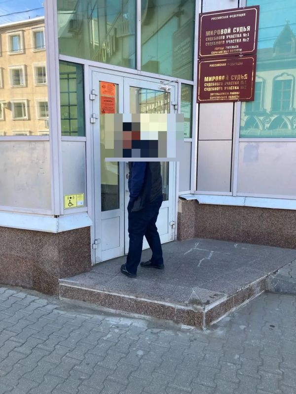 Стихийного торговца арестовали на трое суток Стихийного торговца арестовали на трое суток