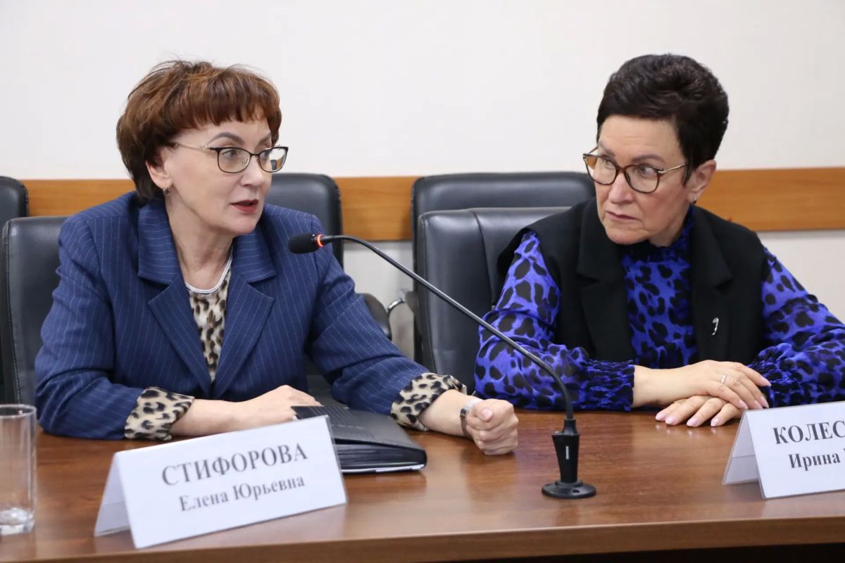 Институт наставничества помогает подготовить высококлассных педагогов, от которых будет зависеть воспитание и обучение будущих поколений Институт наставничества помогает подготовить высококлассных педагогов, от которых будет зависеть воспитание и обучение будущих поколений