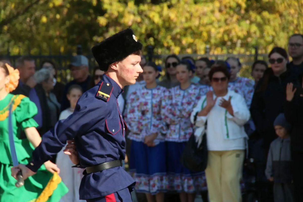 В Новоузенске прошел межрайонный этнокультурный фестиваль «Покровские шермиции на Большом Узене» В Новоузенске прошел межрайонный этнокультурный фестиваль «Покровские шермиции на Большом Узене»