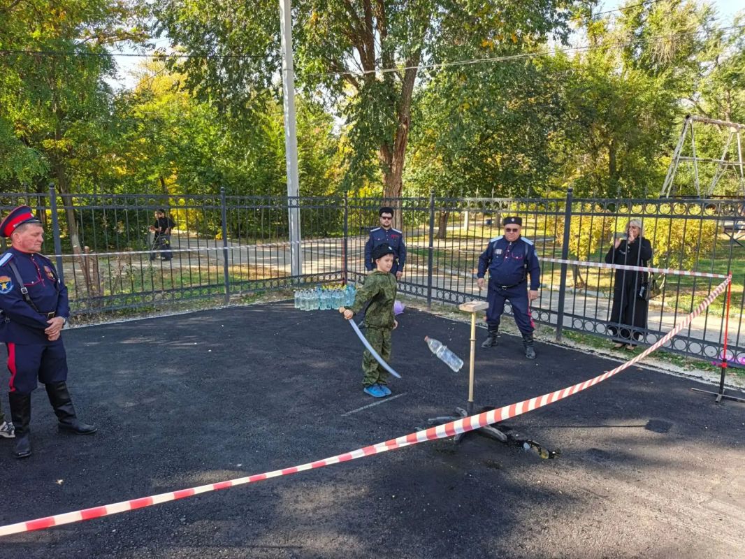 В Новоузенске прошел межрайонный этнокультурный фестиваль «Покровские шермиции на Большом Узене» В Новоузенске прошел межрайонный этнокультурный фестиваль «Покровские шермиции на Большом Узене»