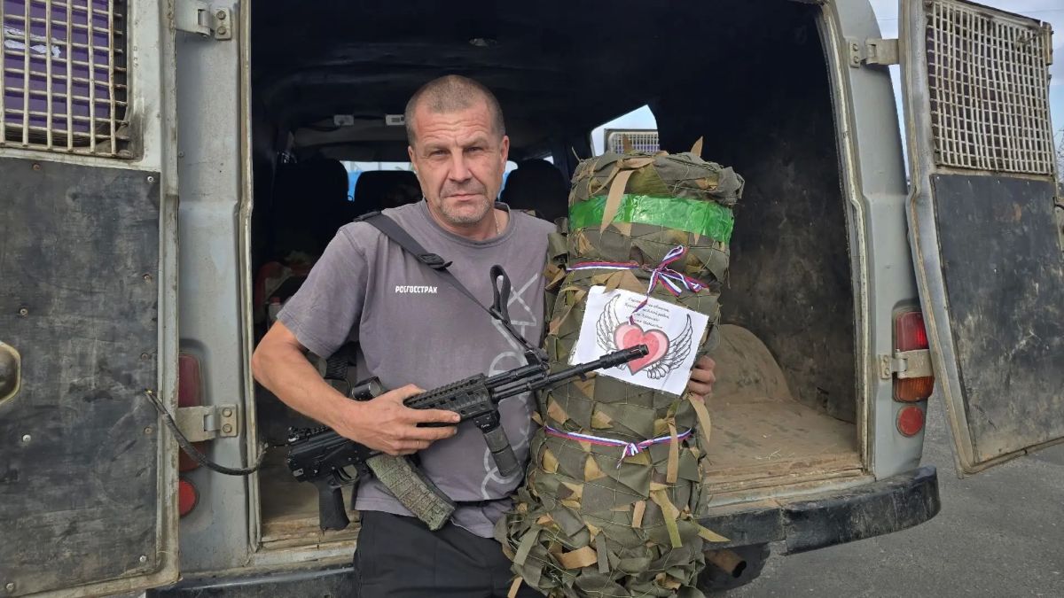 Саратовцы отправили бойцам спецоперации мотоциклы и маскировочные сети Саратовцы отправили бойцам спецоперации мотоциклы и маскировочные сети
