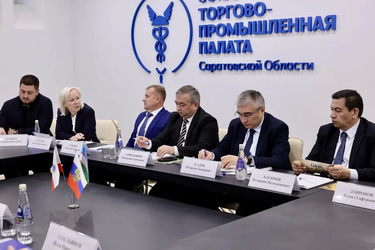 Александр Храпугин представил инвестиционный потенциал Саратовской области делегации Узбекистана Александр Храпугин представил инвестиционный потенциал Саратовской области делегации Узбекистана