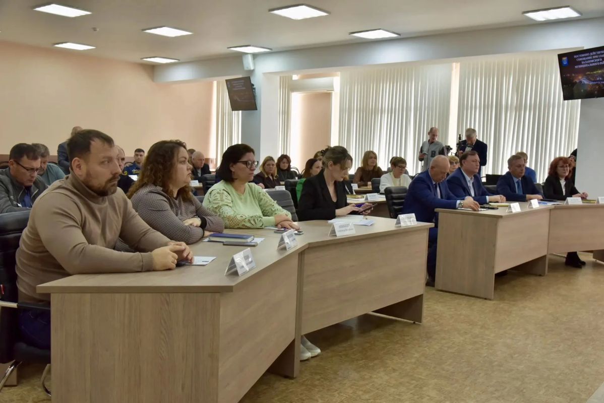 Сегодня провели постоянно действующее совещание Сегодня провели постоянно действующее совещание