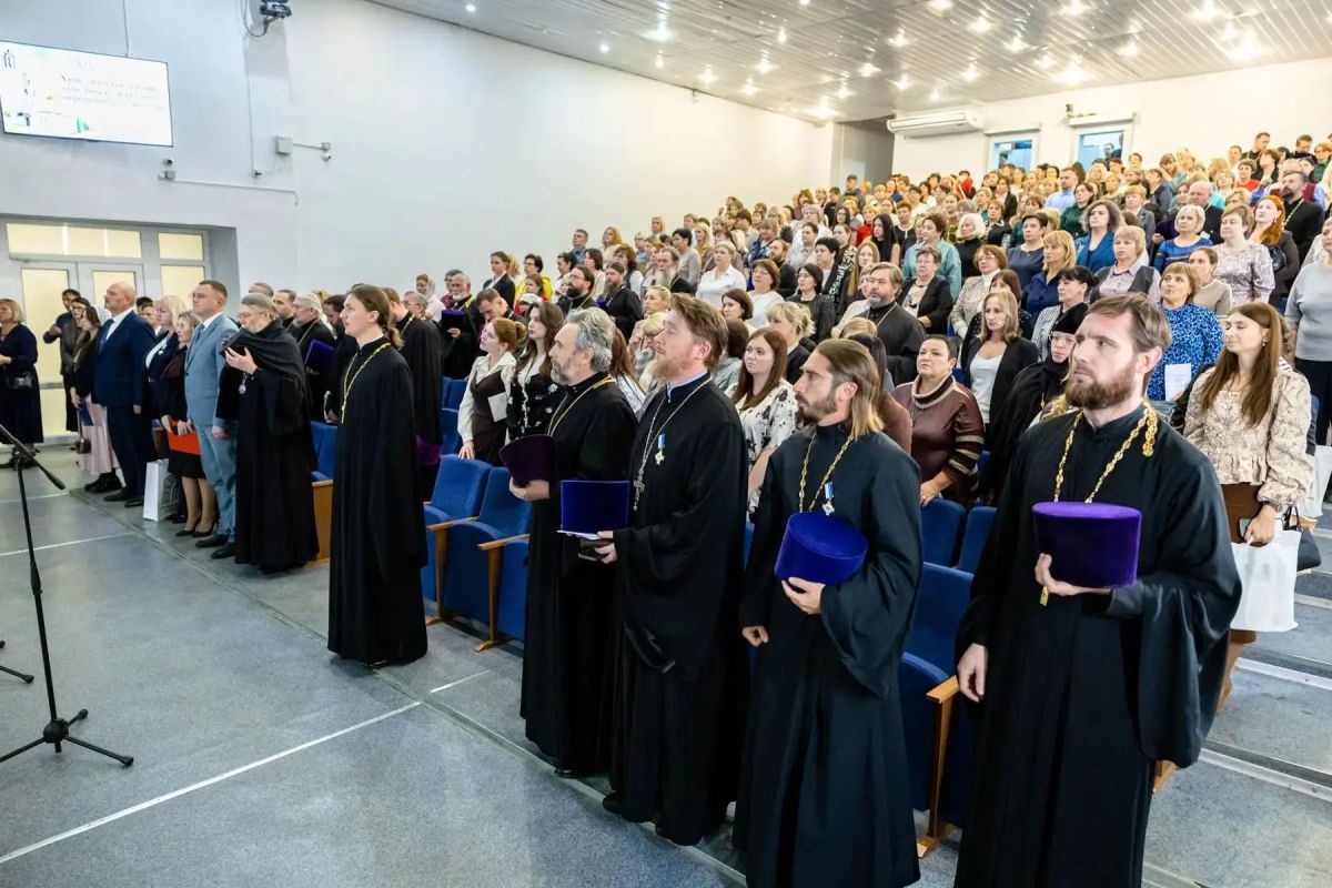 В Энгельсе открылись XIV Покровские образовательные чтения В Энгельсе открылись XIV Покровские образовательные чтения