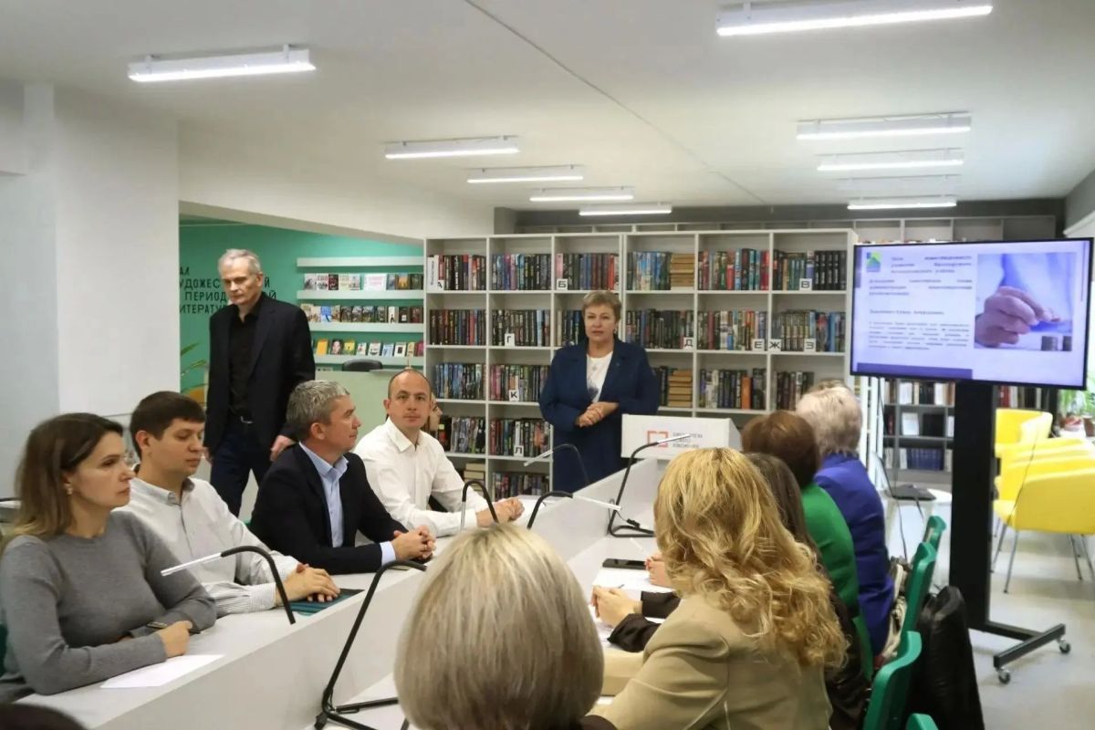 В Лысогорском районе прошло кустовое совещание по инвестиционному развитию территорий В Лысогорском районе прошло кустовое совещание по инвестиционному развитию территорий