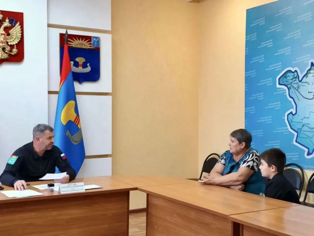 Провели приём граждан по личным вопросам Провели приём граждан по личным вопросам