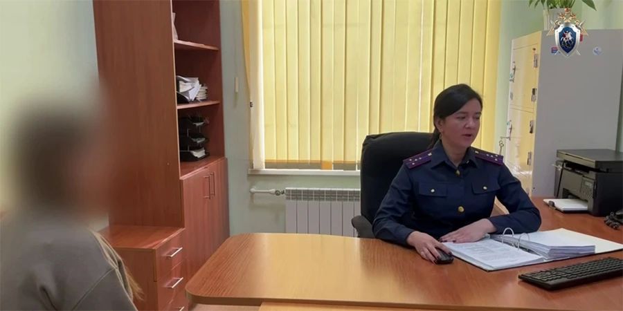 Жительницу Энгельса подозревают в переводе денег на нужды экстремистов