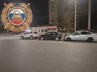 В тройном ДТП пострадала 71-летняя водитель