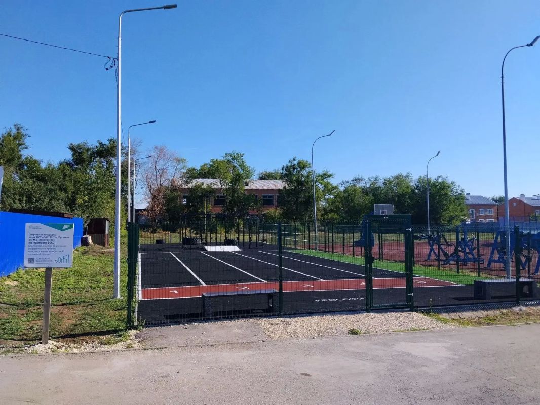 В саратовских городах создается новая спортивная инфраструктура благодаря нацпроекту В саратовских городах создается новая спортивная инфраструктура благодаря нацпроекту