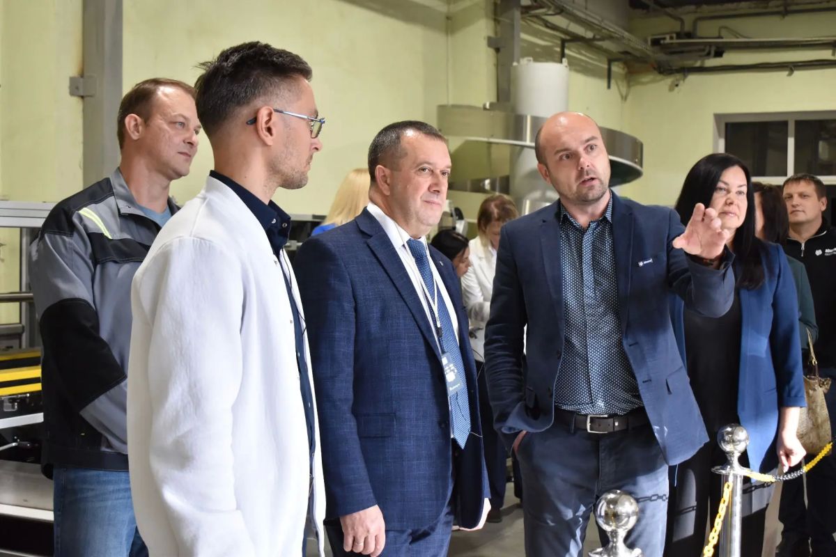 Выработка +700%: министр оценил результаты предприятий в рамках проекта «Производительность труда» Выработка +700%: министр оценил результаты предприятий в рамках проекта «Производительность труда»