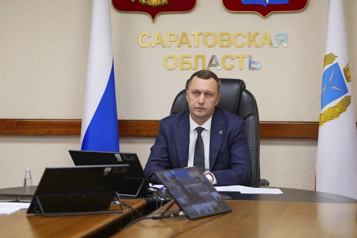 Роман Бусаргин: На личном приеме к полномочному представителю Президента России в Приволжском федеральном округе Игорю Комарову обратился житель Новоузенского района Роман Бусаргин: На личном приеме к полномочному представителю Президента России в Приволжском федеральном округе Игорю Комарову обратился житель Новоузенского района