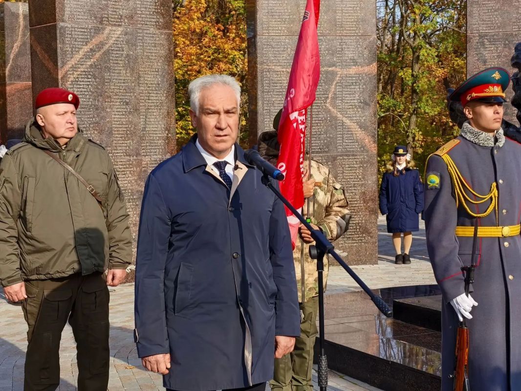 В Саратове прошли памятные мероприятия, посвященные защитникам Отечества В Саратове прошли памятные мероприятия, посвященные защитникам Отечества