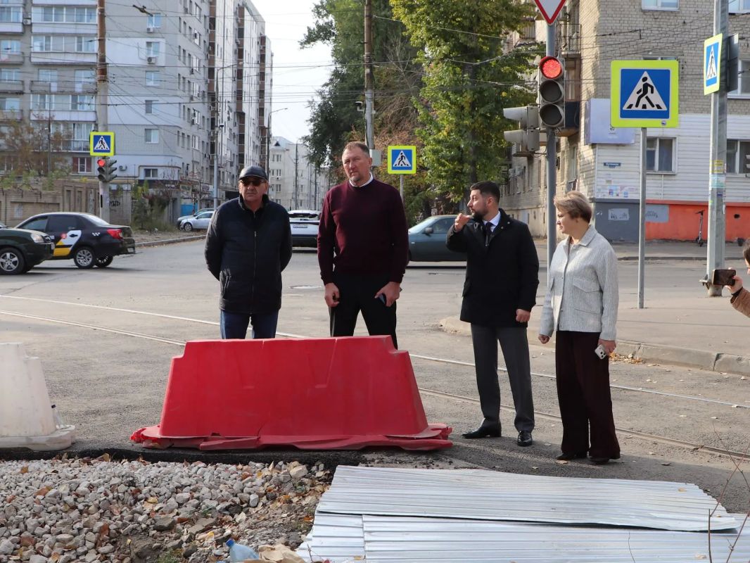 Депутаты проверили соблюдение Правил благоустройства города при проведении земляных работ Депутаты проверили соблюдение Правил благоустройства города при проведении земляных работ
