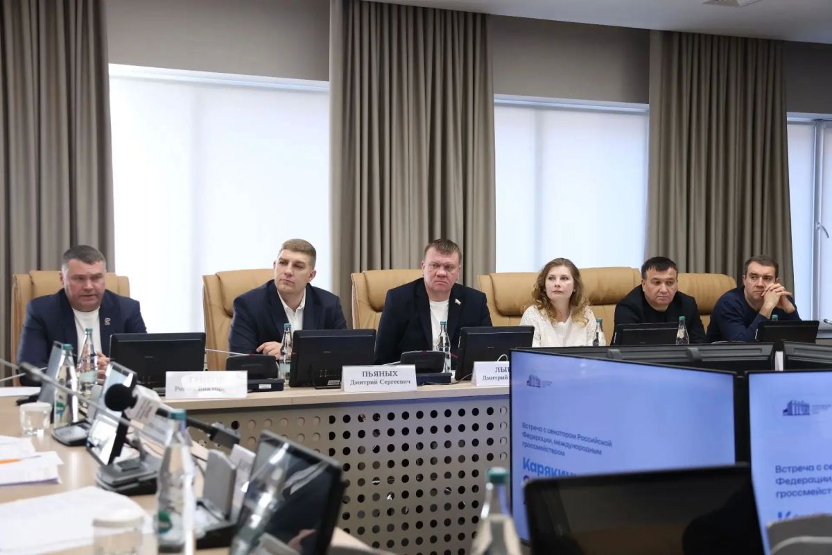 Международный гроссмейстер призвал интегрировать шахматы в систему образования Саратовской области Международный гроссмейстер призвал интегрировать шахматы в систему образования Саратовской области