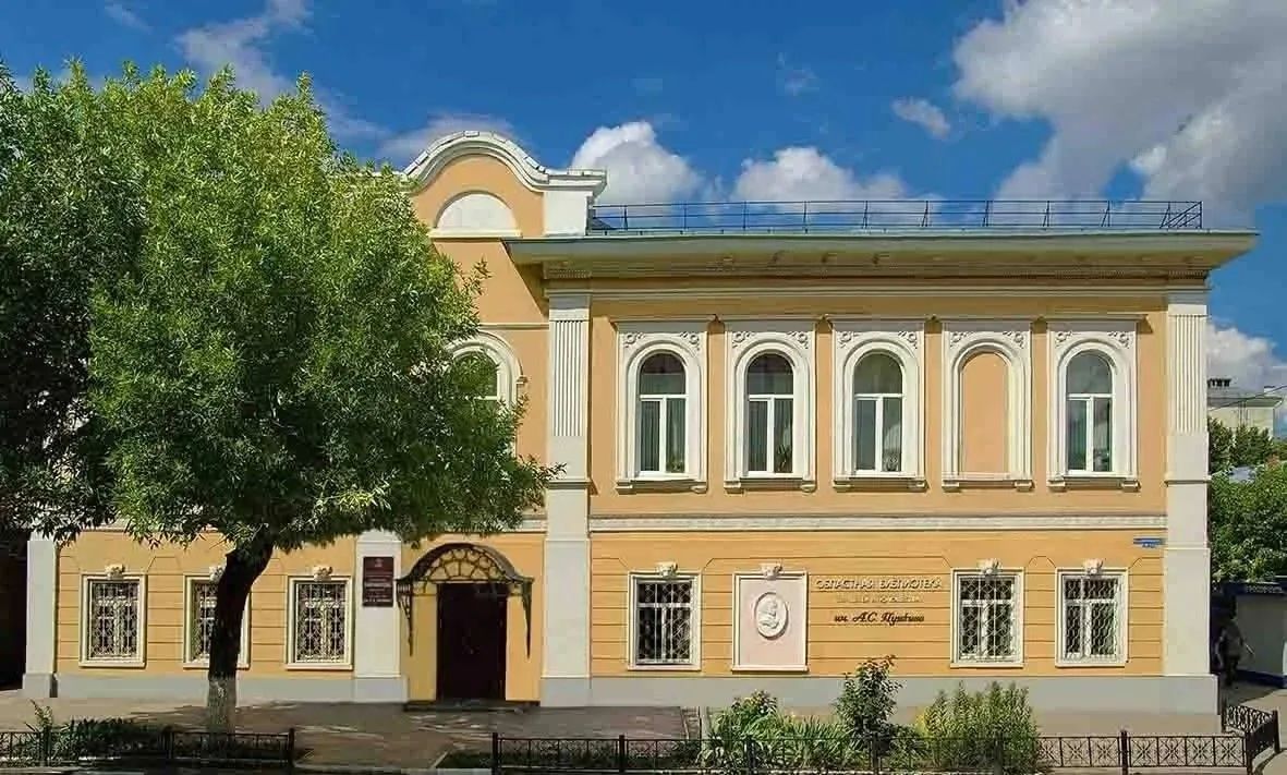 Литературный фестиваль объединит Саратов, Петровск и Вольск