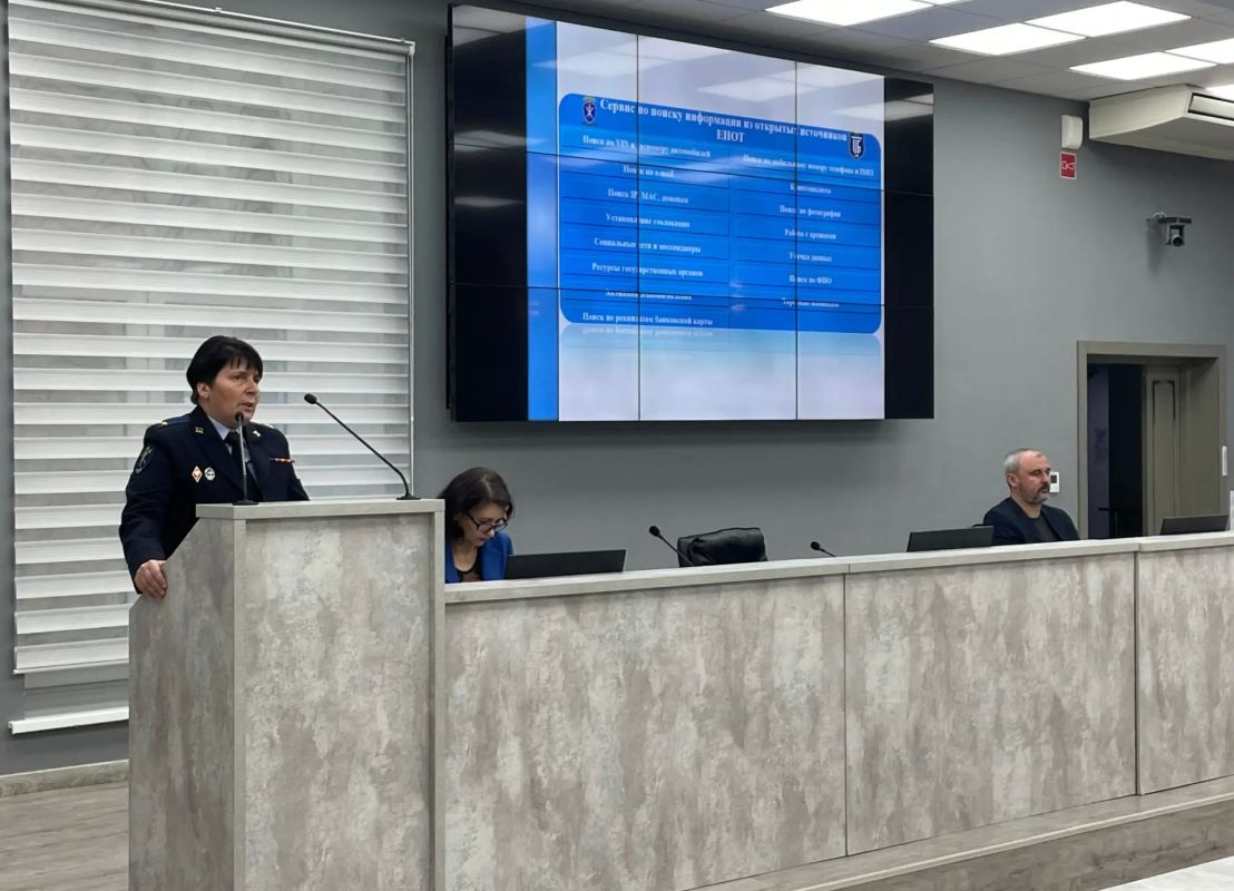 Представитель Главного следственного управления ГУ МВД России по Саратовской области приняла участие в межвузовском круглом столе в СГЮА