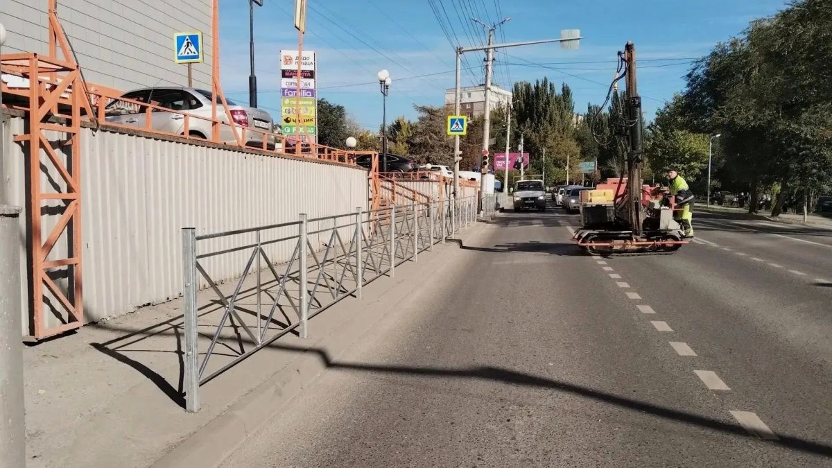 Новые ограждения на дорогах Саратова