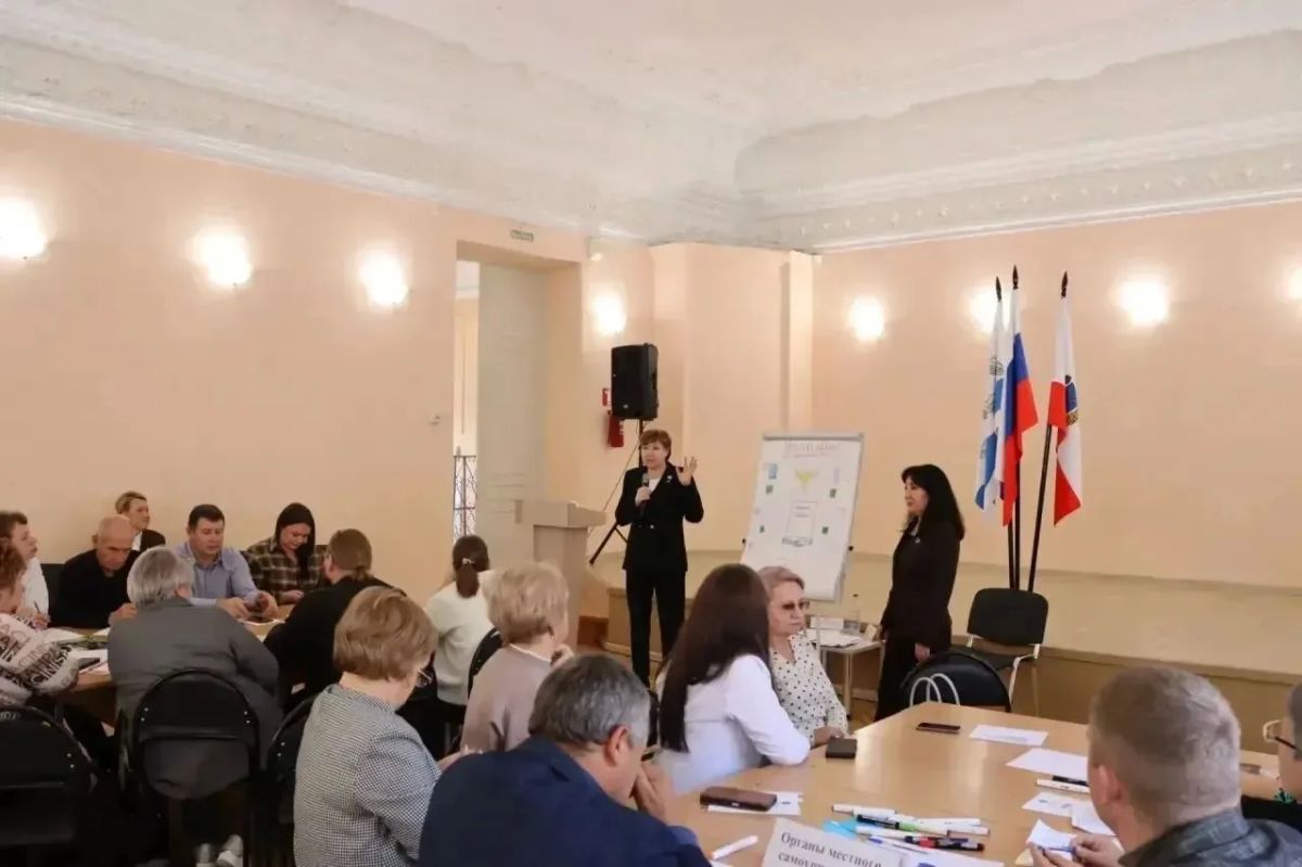 В Аткарске обсудили стратегию развития опорных населенных пунктов