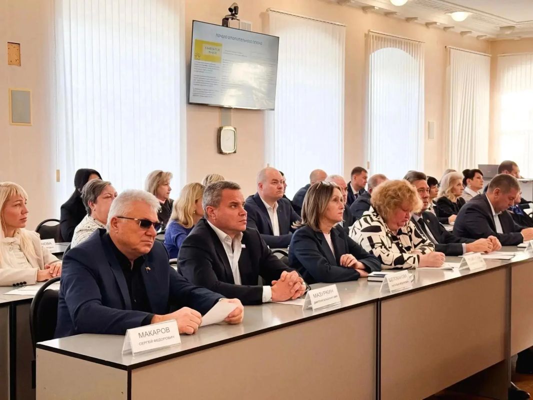 На постоянно действующем совещании обсудили ряд важных тем, в том числе, вопрос предоставления земельных участков льготным категориям граждан На постоянно действующем совещании обсудили ряд важных тем, в том числе, вопрос предоставления земельных участков льготным категориям граждан
